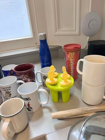 Photo of free Mugs, Tupperware, water bottles (Earls Court SW5) #2
