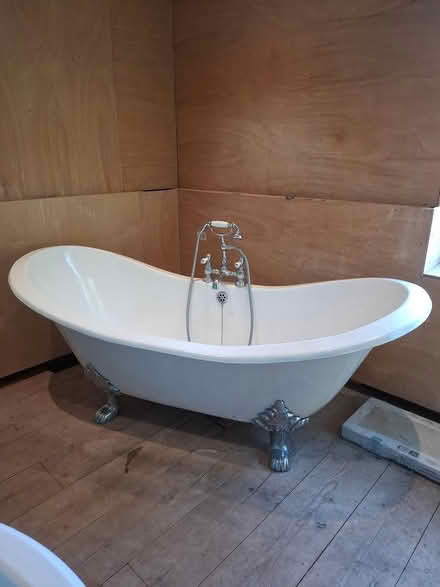 Photo of free Vintage Bathroom Suite (Easyland Rd, Yeovil BA21) #2
