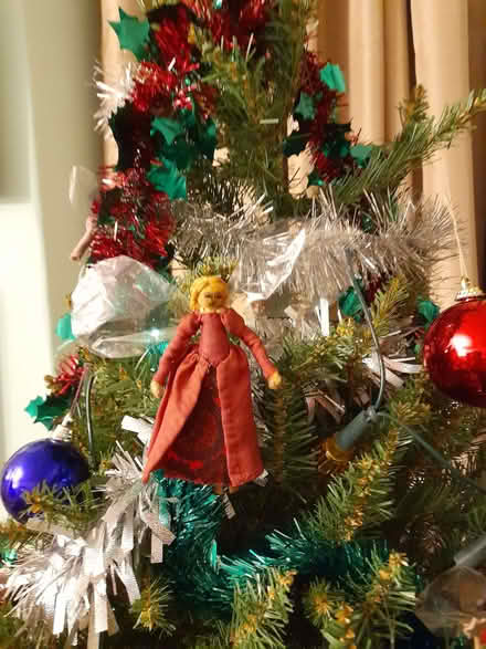 Photo of free artificial Christmas tree (Kendal LA9) #1