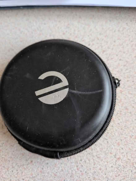 Photo of free Apple compatible earphones (Leicester Forest East LE3) #4