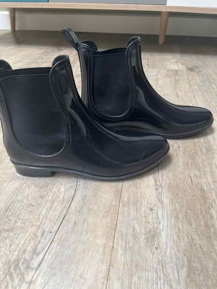 Photo of free Women’s black ankle wellies size 6 (Beckenham BR3) #2