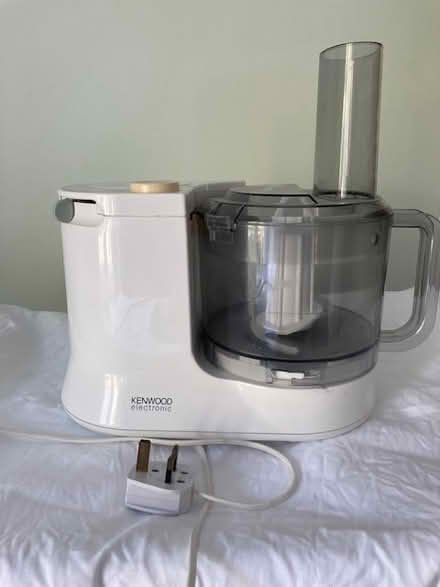 Photo of free Kenwood food processor FP555 (Wokingham RG41) #1