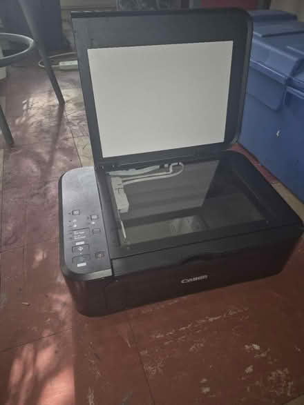 Photo of free Printer scanner (Bilbrook WV8) #1