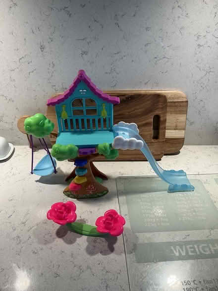 Photo of free Chelsea dolls play house (North Watford WD24) #1