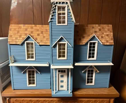 Photo of free Doll house (Davidsonville) #1