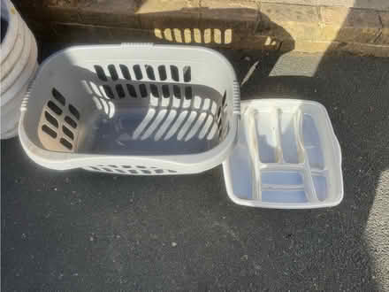 Photo of free Wash Basket And Cutlery Tray (Allerton BD15) #1