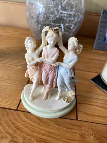 Photo of free Alabaster ornament (Sanderstead CR29HW) #1