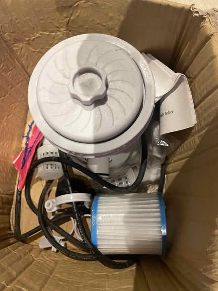 Photo of free Small pool filter pump (Ottery st Mary EX11) #2