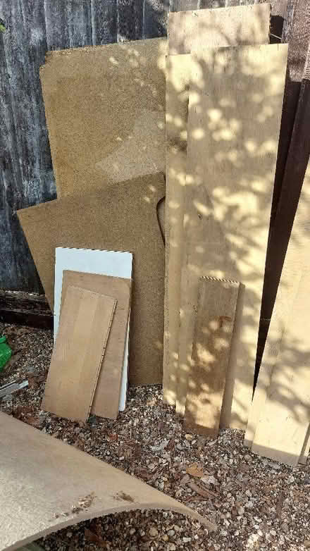 Photo of free Wood offcuts (Flitton MK45) #2
