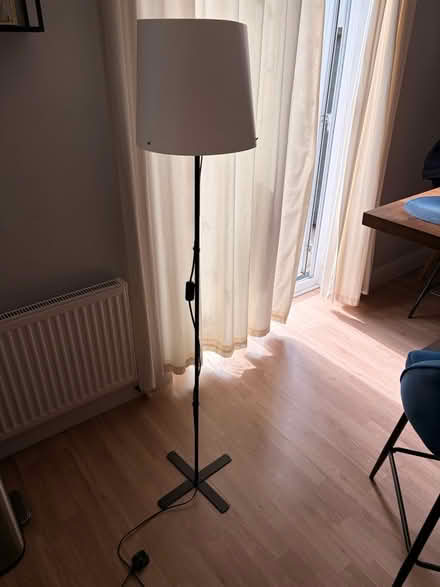 Photo of free Lamp (Raynes Park SW20) #1
