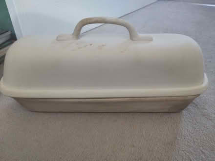 Photo of free bread cloche (The Wharf RG7) #1