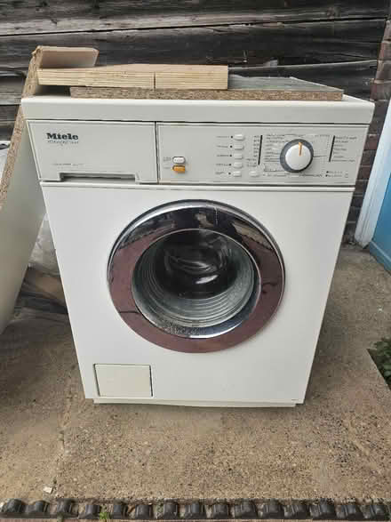 Photo of free Miele washing machine (Stoke Newington) #1
