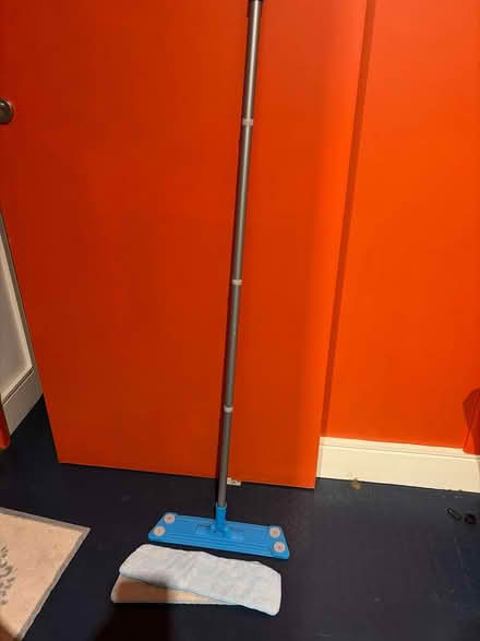 Photo of free Telescopic mop (Cambridge CB4) #1