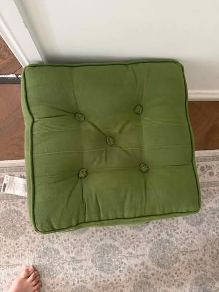 Photo of free Green square cushions firm x3 (Delafield house E1) #2