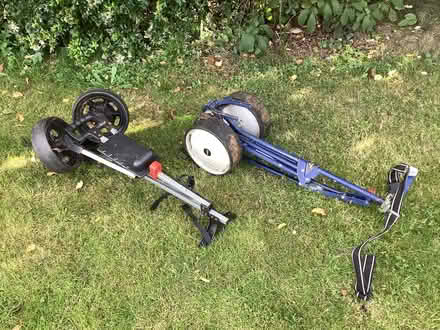 Photo of free golf trollies (Nest Farm area NN8) #1