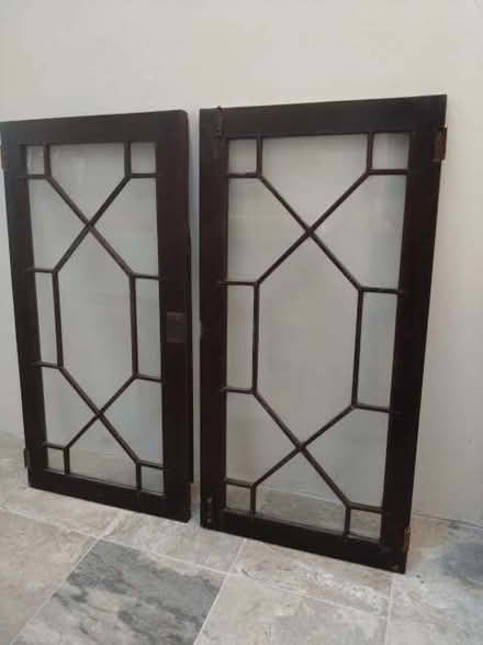 Photo of free glazed cabinet doors (Woollard BS39) #1