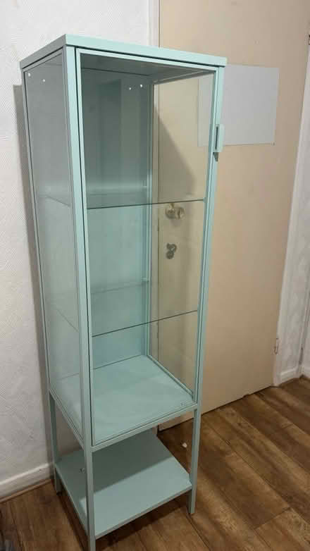 Photo of free Glass cabinet with 2 shelves (Southall, UB1 3JX) #3