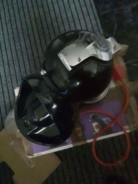 Photo of free dolce gusto coffee machine, needs water container (The Rock TF3) #1