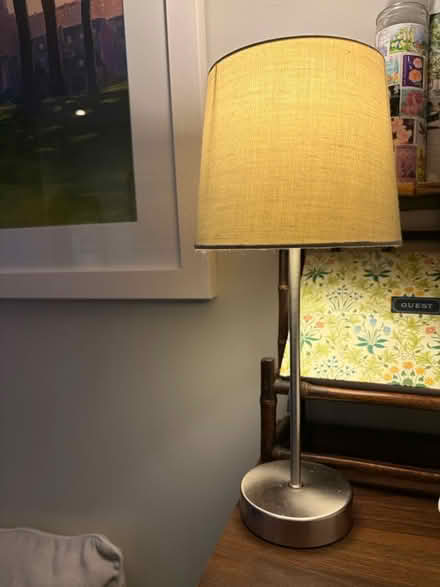 Photo of free Small side lamp (N7 - Barnsbury) #1