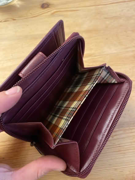 Photo of free Italian leather wallet (Round Hill BN2) #3