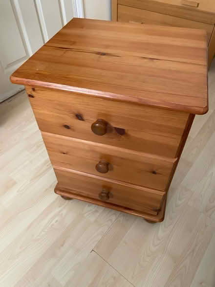 Photo of free FURNITURE – 23 items – CLEARANCE (LU2) #3