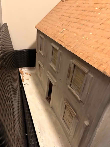 Photo of free Dollhouse (Spring Valley) #1