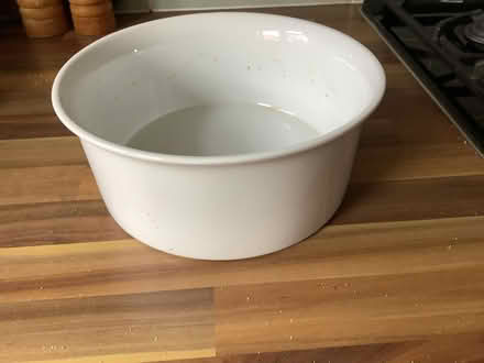 Photo of free Ceramic dish (Stanwell Village TW19) #2
