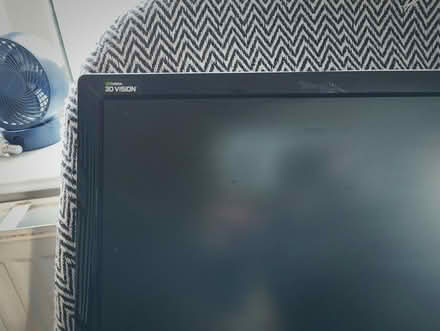 Photo of free hdmi monitor 22" (ME18 Mereworth) #3