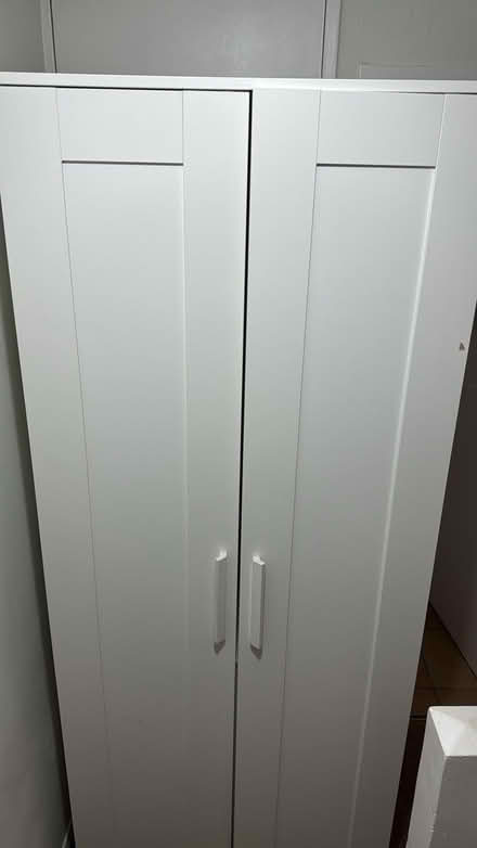 Photo of free White single Wardrobe (Wandsworth SW15) #1