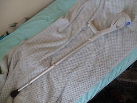 Photo of free Forearm support cuff crutch (Tolworth KT5) #1