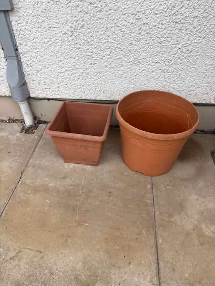 Photo of free plastic pots (Oxenholme LA9) #1