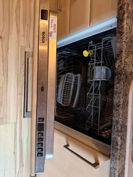 Photo of free Dishwasher (Riddlesden BD20) #1