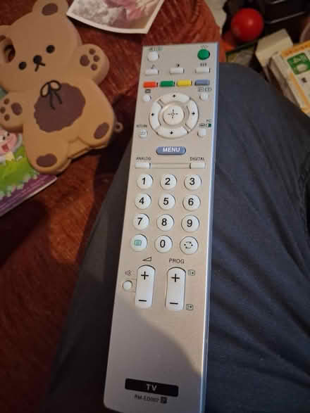 Photo of free 32 inch sony tv with remote (Handsworth S13) #3