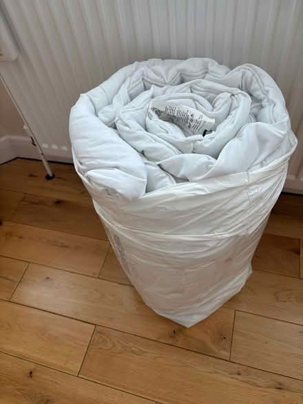 Photo of free 13.5 tog double quilt (BR6) #1