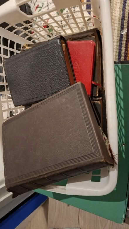 Photo of free Old Bibles & Hymnaries (Pin Green SG1) #1