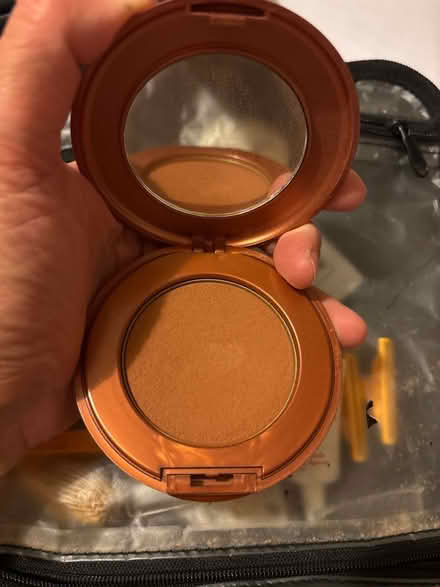 Photo of free Make up (Battersea SW11) #2