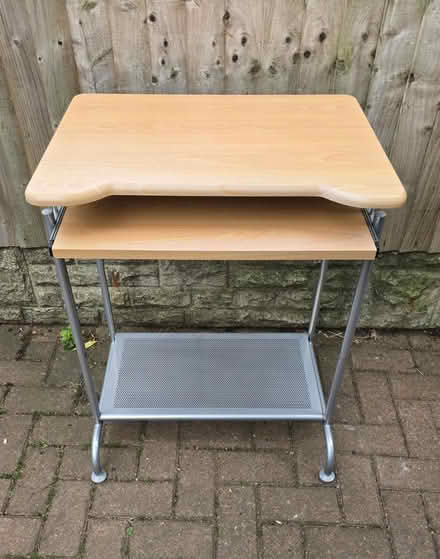 Photo of free Desk (Flitwick) #3