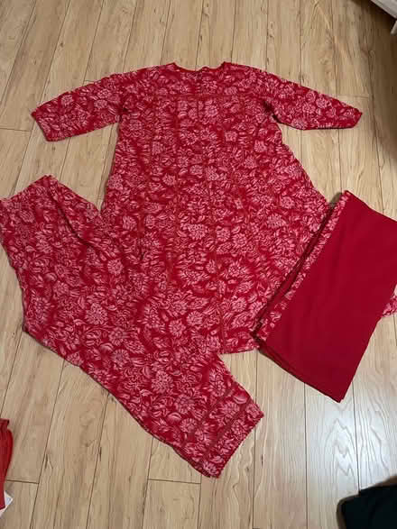 Photo of free Indian salwar suit (L-XL) (Sunnyvale Community Center) #1