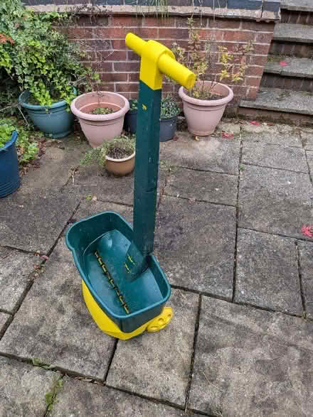 Photo of free Lawn Feeder (Cannon Park CV4) #2