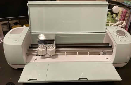 Photo of free Cricut Explore Air2 (Great Dunmow CM6) #3
