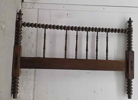 Photo of free Bed Frame c 1850-1890 (Dupont and Ossington) #2