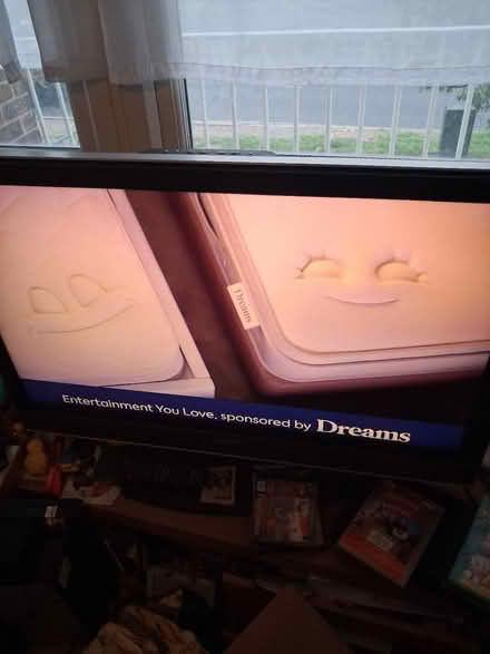 Photo of free 32 inch sony tv with remote (Handsworth S13) #4