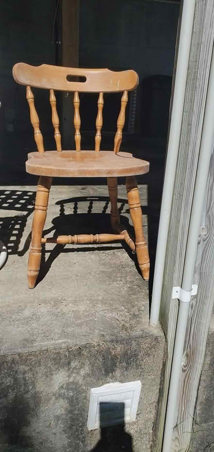 Photo of free Wooden Chair (Fancy Gap) #1