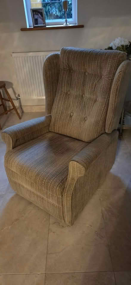 Photo of free Small size Manual Recliner Chair (Albourne BN69BX) #3