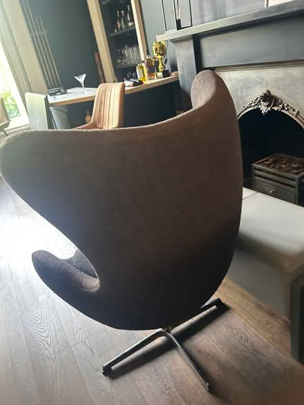 Photo of free Black swivel chair (Newington EH9) #2