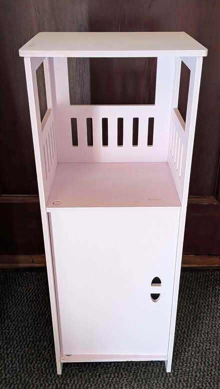 Photo of free Small bathroom storage Number 1 (The Highlands TN39) #1