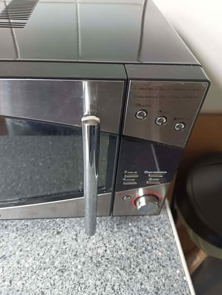 Photo of free Delonghi 800w Microwave (Bournes Green SS2) #3