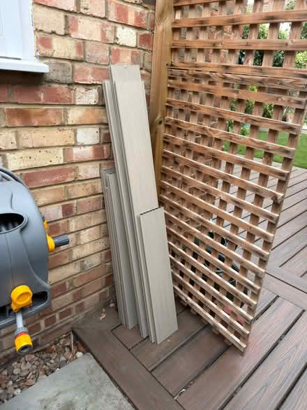 Photo of free Composite decking (De Parys MK40) #1