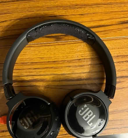 Photo of free JBL Bluetooth Headphones (Midtown) #1