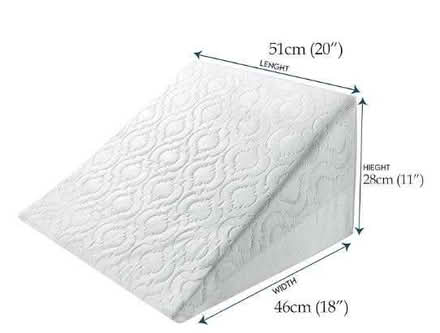 Photo of free Bed Wedge Pillow Cushion (Presteigne LD8) #1